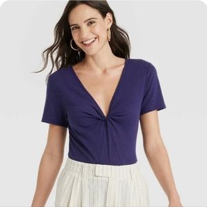 NWOT Women's Short Sleeve V-neck Tee A New Day